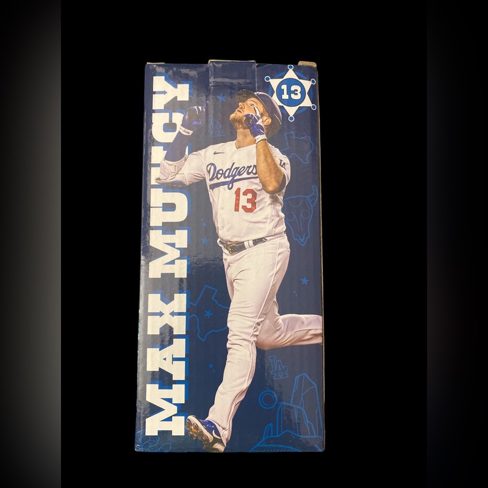 LOS ANGELES DODGERS MAX MUNCY BOBBLEHEAD - Picture 3 of 6